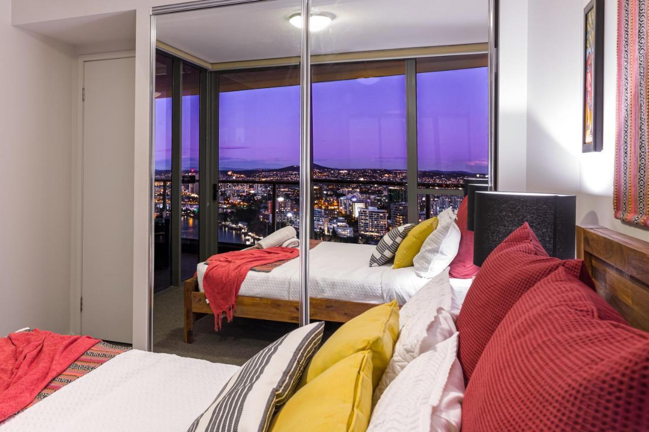 African Escape On Level 38 - Balcony With Views Брисбен Экстерьер фото