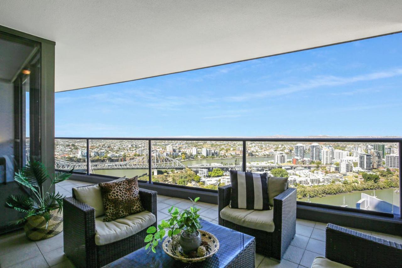 African Escape On Level 38 - Balcony With Views Брисбен Экстерьер фото